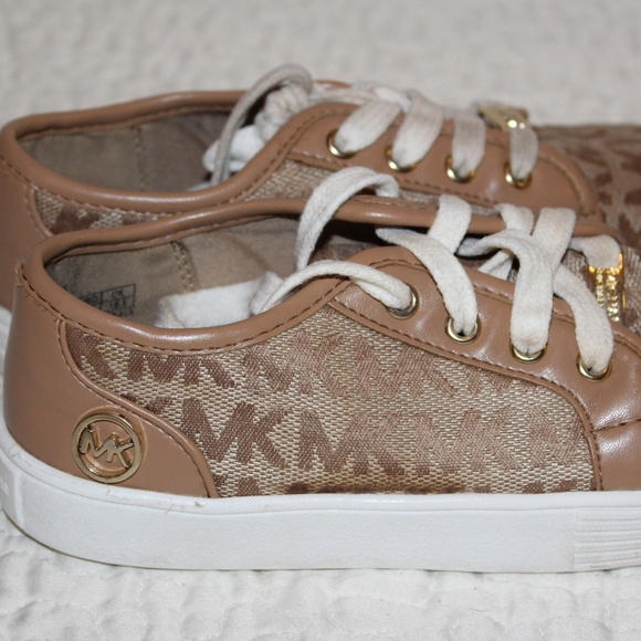 michael kors girls tennis shoes